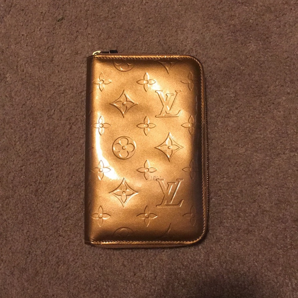 Louis Vuitton Vernis Eldridge Wallet